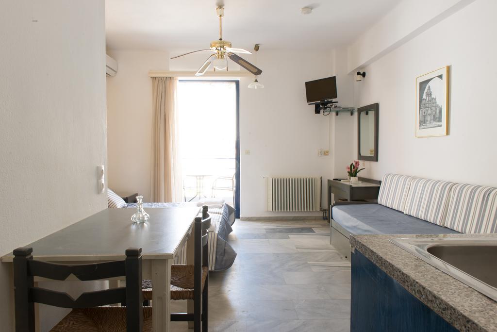 Emilia Hotel Apartments 레팀노 외부 사진