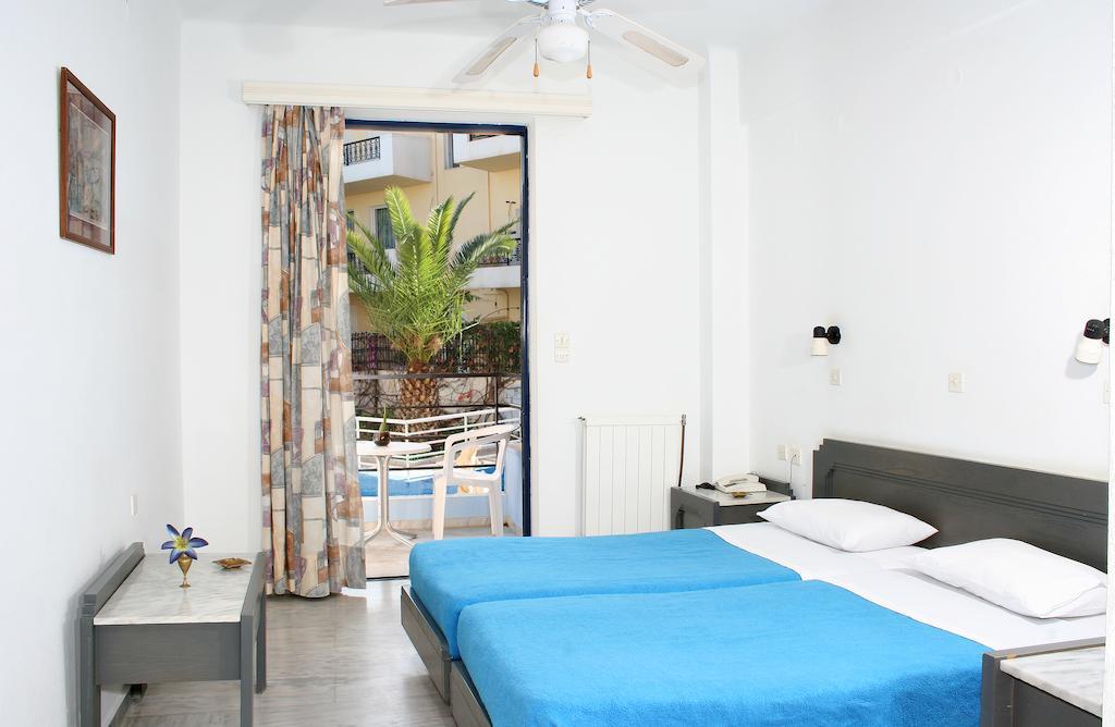 Emilia Hotel Apartments 레팀노 객실 사진